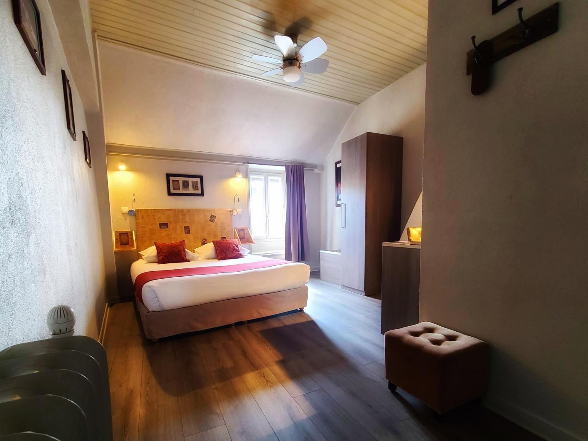 Hotel Mille Et Une Feuilles La Charite-sur-Loire Luaran gambar