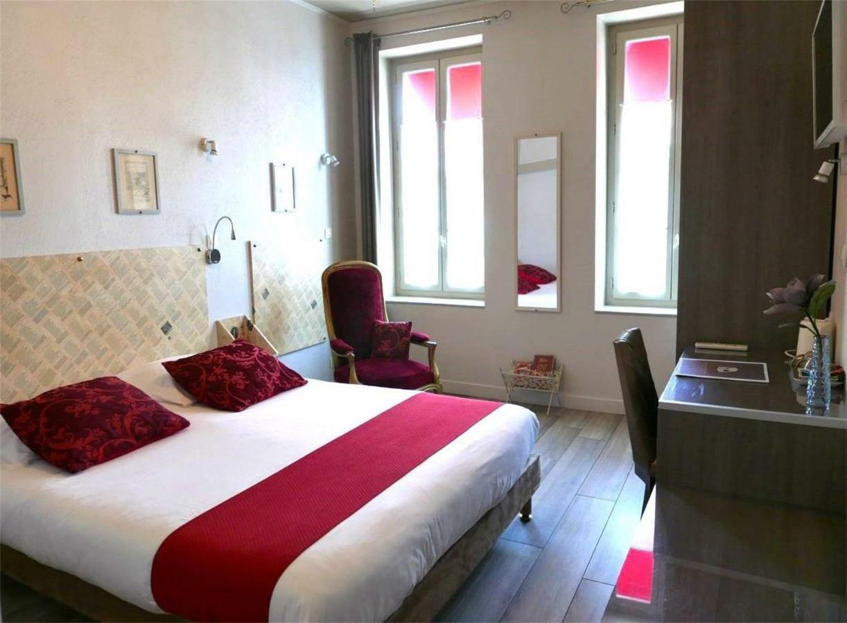 Hotel Mille Et Une Feuilles La Charite-sur-Loire Luaran gambar