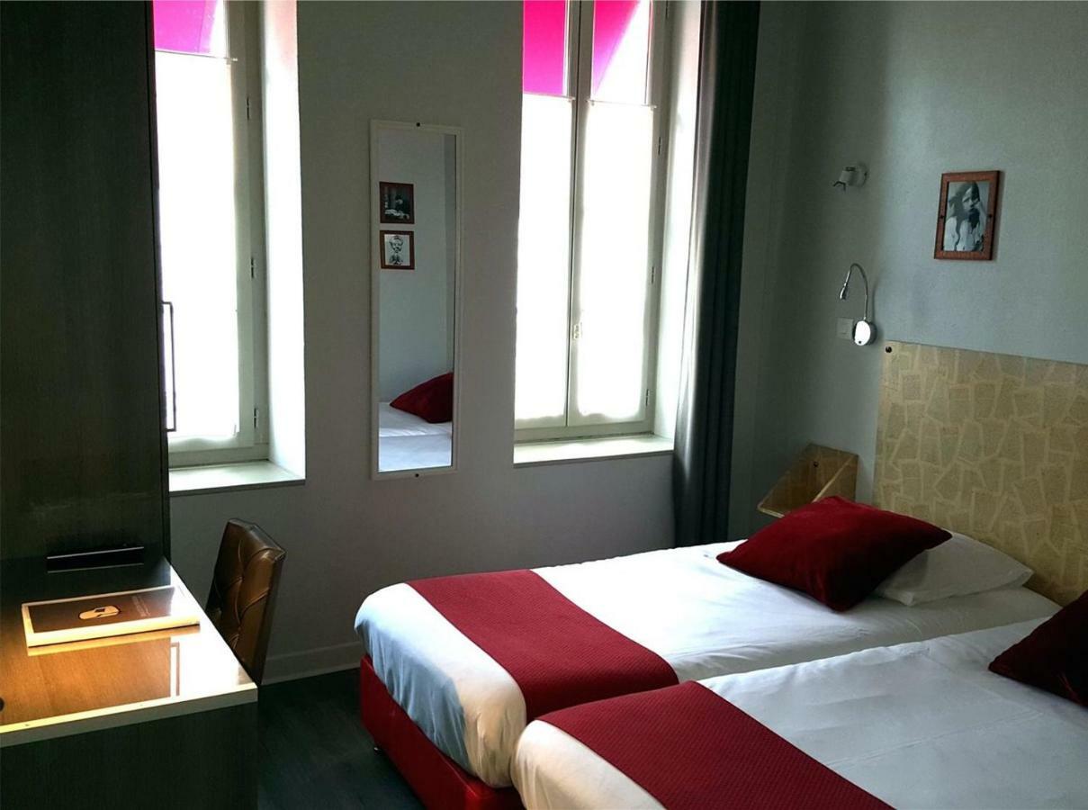 Hotel Mille Et Une Feuilles La Charite-sur-Loire Luaran gambar
